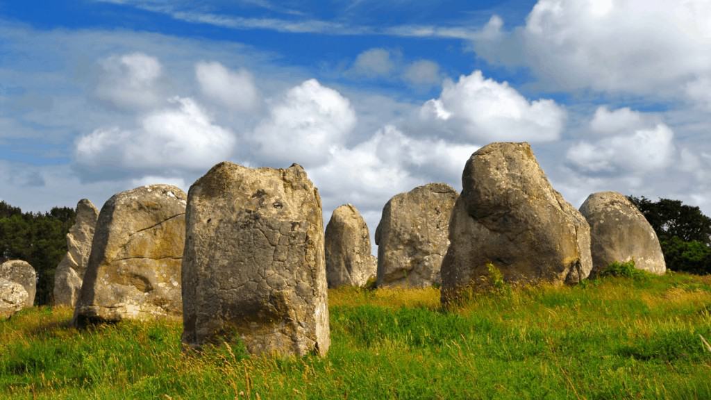  Megalithic alignments at Carnac 