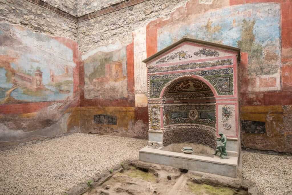 Frescoes decorate the walls of Casa della Fontana Piccola in Pompeii.