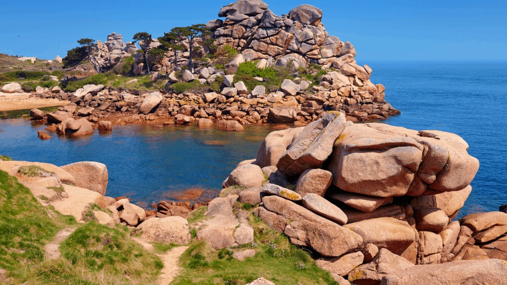 Côte de granit rose in northern Brittany 