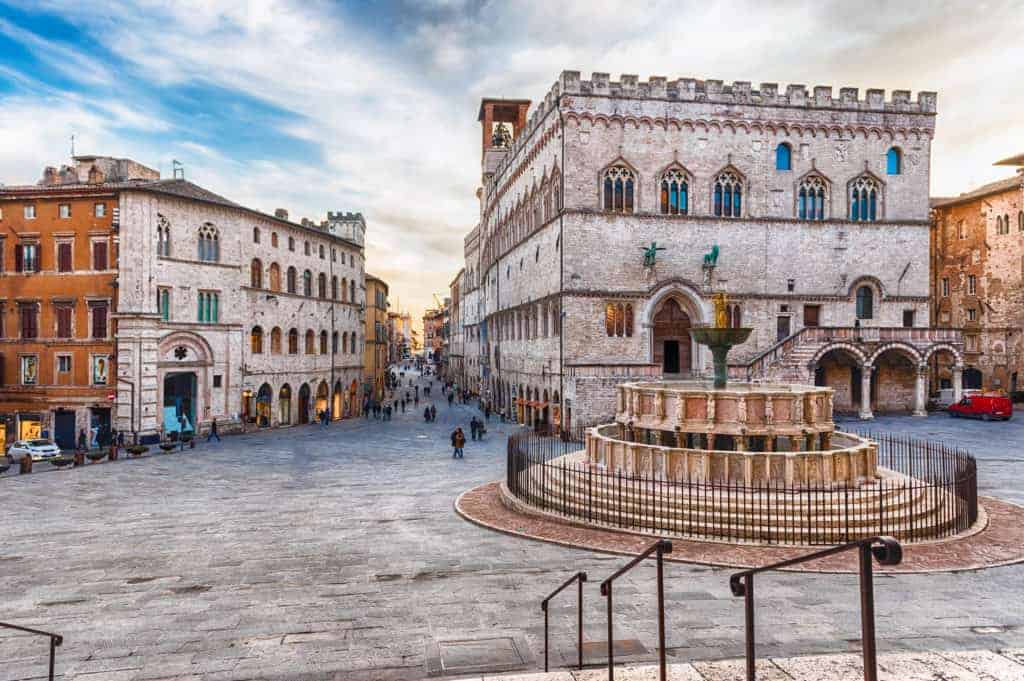View of the scenic Piazza IV Novembre, main square, a masterpiece of medieval architecture in Perugia, Italy