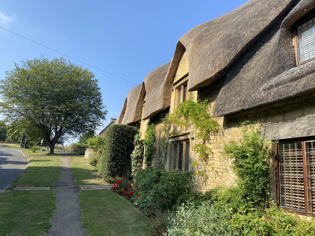 Thatched roof cottages in Chipping Campden in the Cotswolds