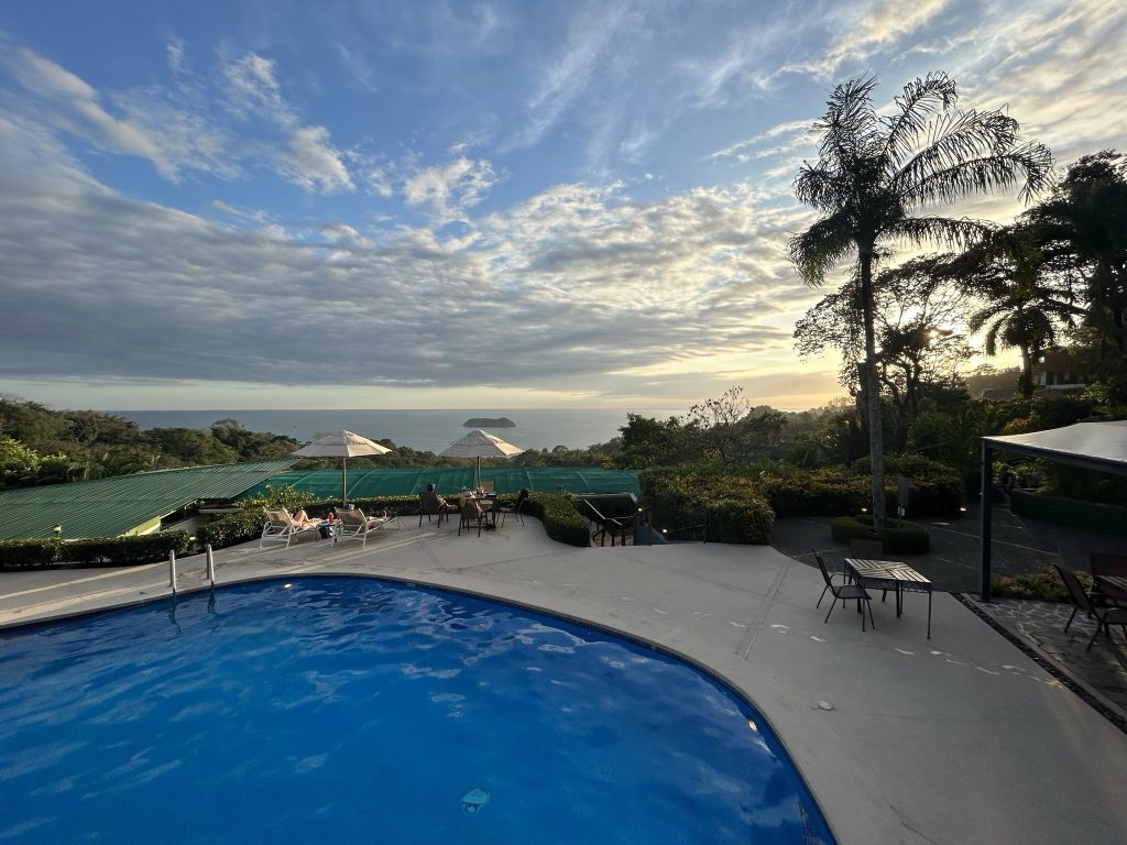 View of the pool at Si Como No Resort in Manuel Antonio
