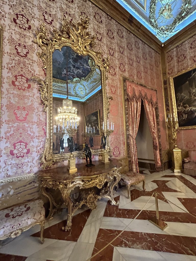 Royal Palace of Madrid Interior chandeliers