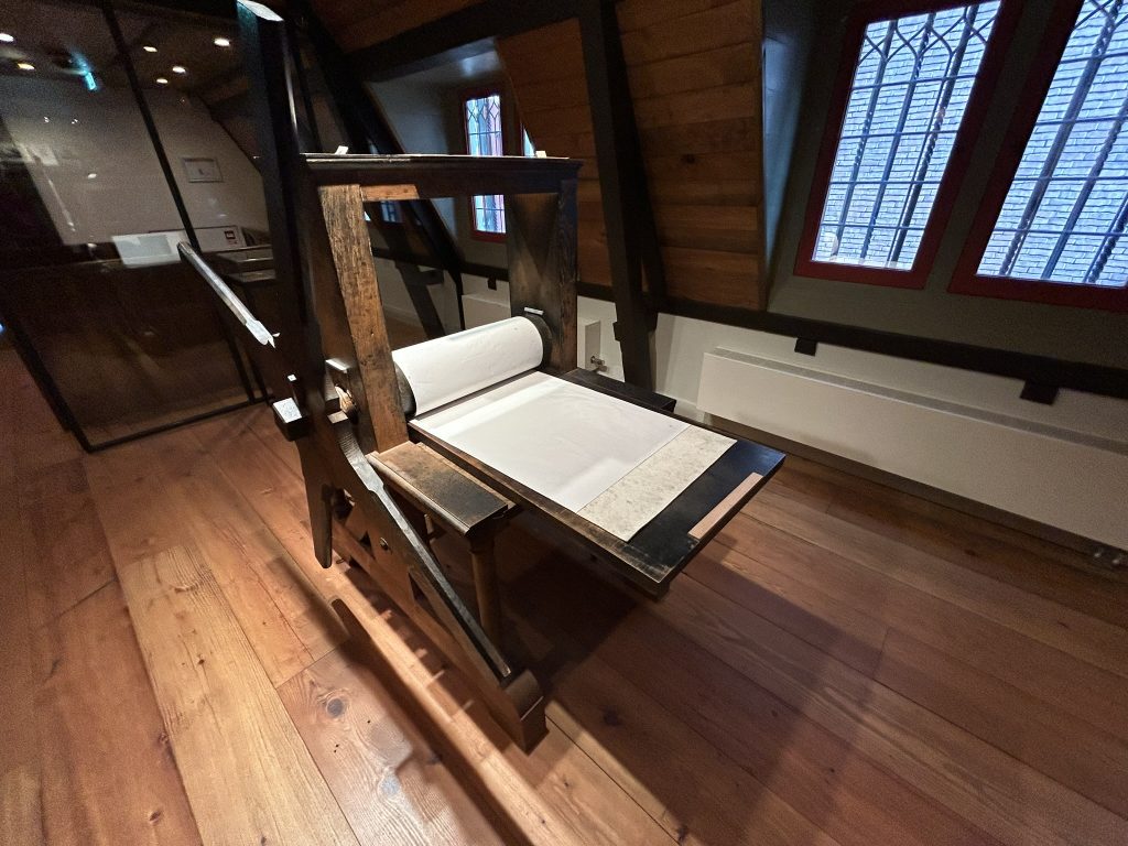 Printing press in Rembrandt House museum etching room