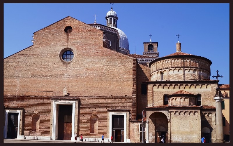 Exterior of Padua Cathedral with the Bapistery which contains marvelous frescoes to the right.