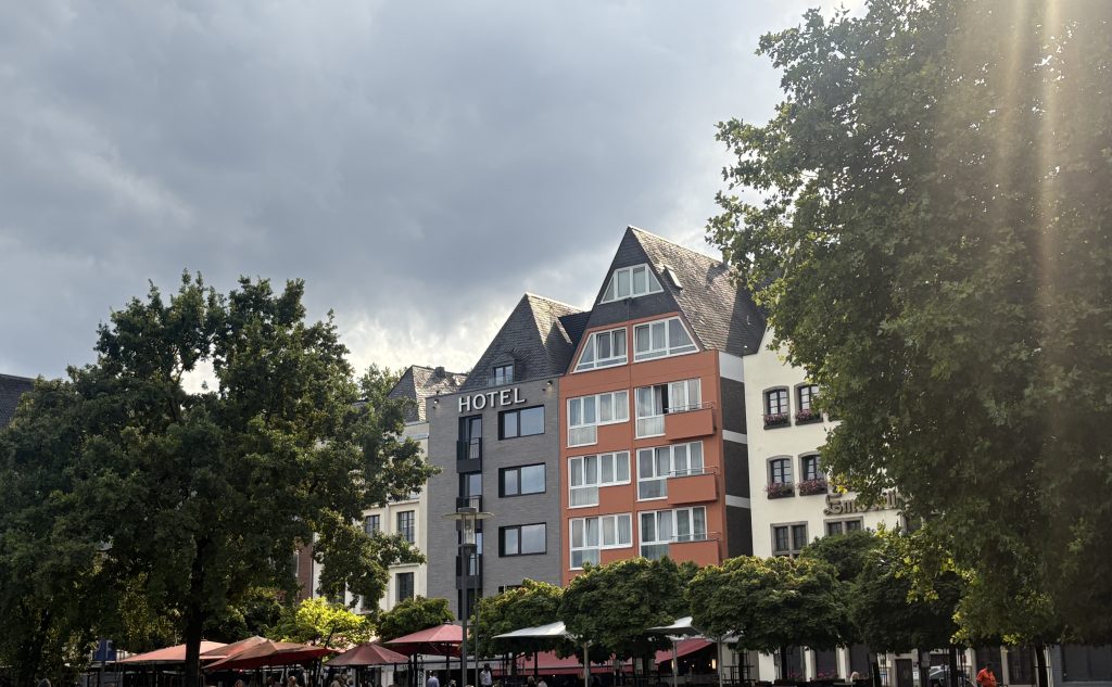 Hotels along the Rhine River in Cologne