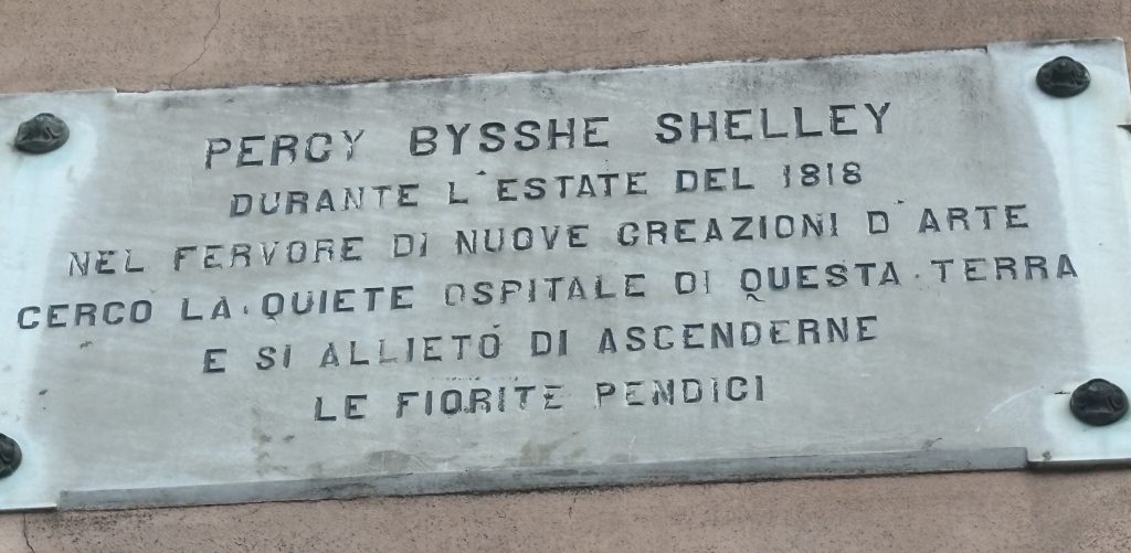 Plaque on a building in Bagni di Lucca stating that Percy Bysshe Shelley lived there in 1818