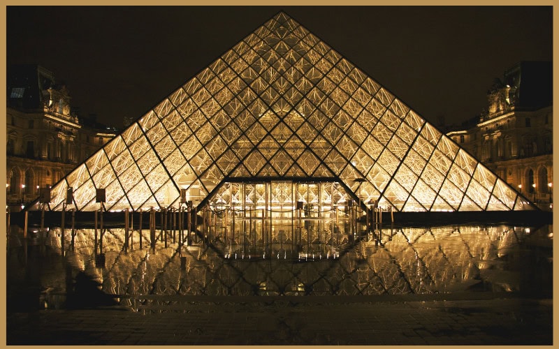 Artsy and independent travel in France with world-class museums and cultural landmarks