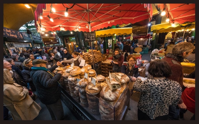 Vibrant market at night